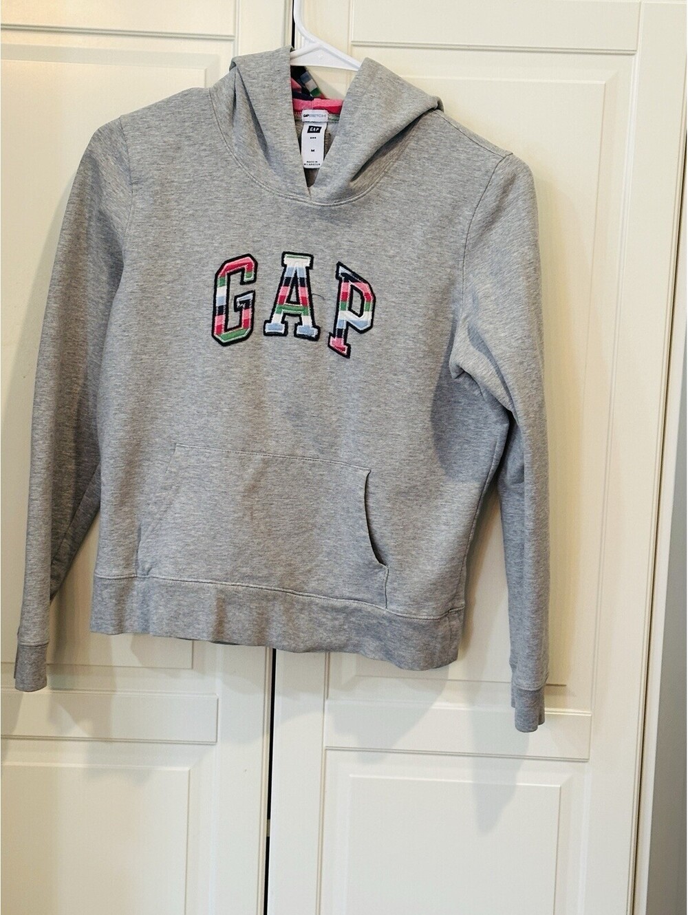 GAP Girls Gray Pullover Hoodie with Striped Logo and Hoodie Size M